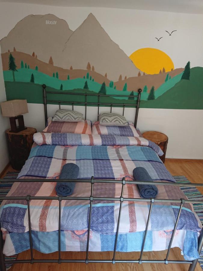 Katy'S Studio Apartment Brasov Ngoại thất bức ảnh